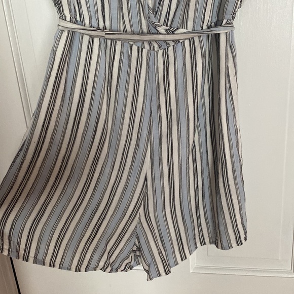 Blue Rain Romper - Picture 5 of 6